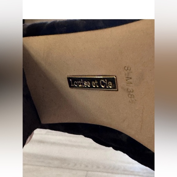 Louise et Cie Black Velvet Booties SZ 8.5 Zebra Texture Boots Dressy Mob Wife - Picture 7 of 7